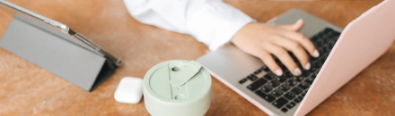 Email  <br><noscript><img decoding=